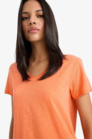 Regular Fit V Yaka Basic Düz Kısa Kollu Tişört