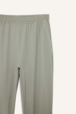 DeFactoFit Standart Fit Paçası Fermuarlı Jogger Premium Sporcu Pantolon