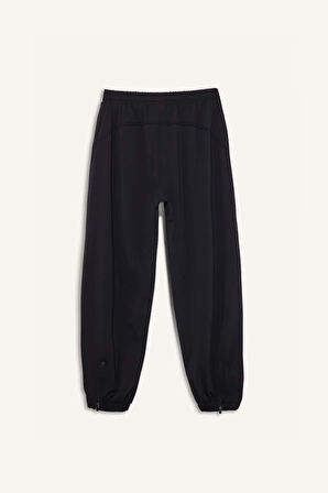 DeFactoFit Standart Fit Paçası Fermuarlı Jogger Premium Sporcu Pantolon