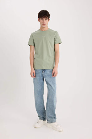 DeFacto %100 Pamuk Slim Fit Dar Kesim Bisiklet Yaka Baskılı Kısa Kollu Tişört D5566AX25SPGN1107