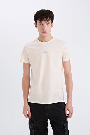 DeFacto %100 Pamuk Slim Fit Dar Kesim Bisiklet Yaka Baskılı Kısa Kollu Tişört D5565AX25SPER137
