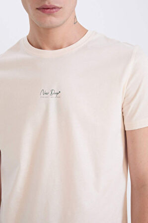 DeFacto %100 Pamuk Slim Fit Dar Kesim Bisiklet Yaka Baskılı Kısa Kollu Tişört D5565AX25SPER137