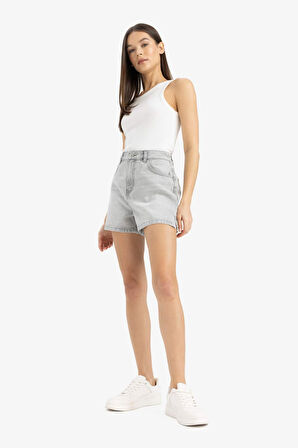 Mom Fit Yüksek Bel Kısa Paça Jean Şort
