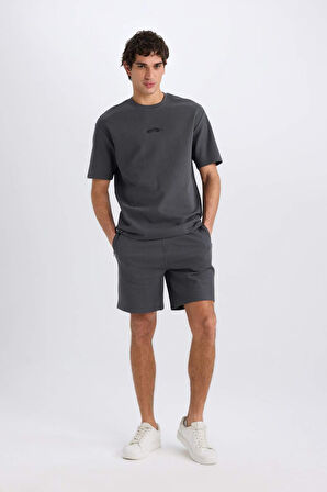 Regular Fit Düz Paça Şort