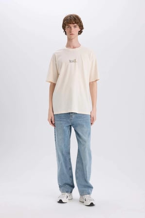 Defacto E3267 Ekru %100 Pamuk Rick and Morty Boxy Fit Bisiklet Yaka Baskılı Kısa Kollu Tişört