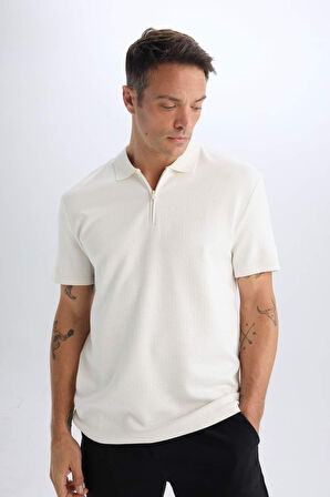 DeFacto Regular Fit Polo Yaka Yarım Fermuarlı Kısa Kollu Tişört D7227AX25SPWT32