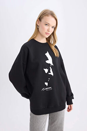 DeFacto Oversize Geniş Kalıp Bisiklet Yaka Atatürk Baskılı Sweatshirt E5445AX24WNBK81