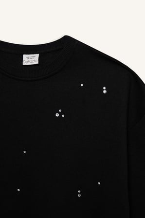 DeFacto Yılbaşı Temalı Oversize Geniş Kalıp Bisiklet Yaka Taşlı İçi Yumuşak Tüylü Sweatshirt Kız Çocuk D5420A824WNBK81
