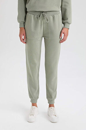 DeFacto Regular Fit Jogger Kışlık Eşofman Altı Basic Düz Beli Lastikli Bağcıklı Cepli V2699AZ24WNKH499