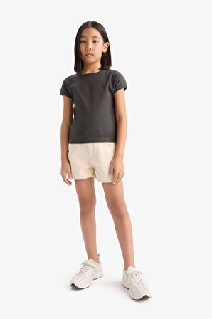 DeFacto Kız Çocuk Slim Fit Dar Kesim Bisiklet Yaka Basic Düz Fitilli Kaşkorse Kısa Kollu Tişört B3053A825SMAR211