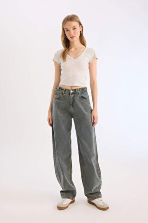 DeFacto Coool V Yaka Fitted Fitilli Kaşkorse Kısa Kollu Tişört E0290AX25SMGR210