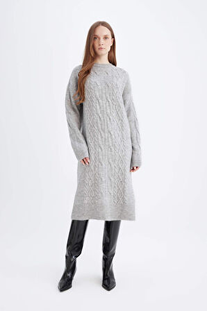 DeFacto Regular Fit Bisiklet Yaka Saç Örgü Desenli Basic Düz Uzun Kollu Midi Triko Elbise Y2073AZ24WNGR90