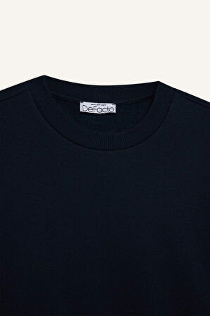 DeFacto Regular Fit Bisiklet Yaka Kalın Basic Düz Sweatshirt D6645AX24WNNV64