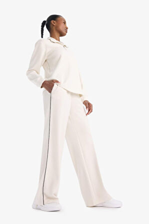 DeFactoFit Wide Leg Geniş Paça Standart Boy Modal Sporcu İnce Pantolon D7128AX25SPER218