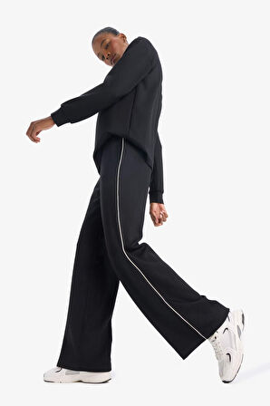 DeFactoFit Wide Leg Geniş Paça Standart Boy Modal Sporcu Pantolon D7128AX25SPBK81