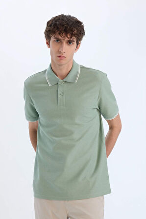 DeFacto Regular Fit Polo Yaka Kısa Kollu Waffle Tişört D7932AX25SPKH434