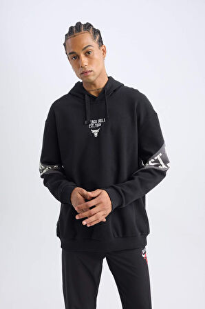 DeFactoFit NBA Chicago Bulls Boxy Fit Kapüşonlu Sırt Baskılı Kalın Sweatshirt U9853AZ24AUBK27
