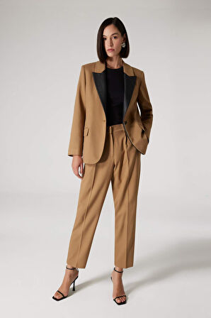 DeFacto x Sorbe Oversize Geniş Kalıp Ceket Yaka Suni Deri Detaylı Düğmeli Blazer Ceket D9887AX24AUKH516