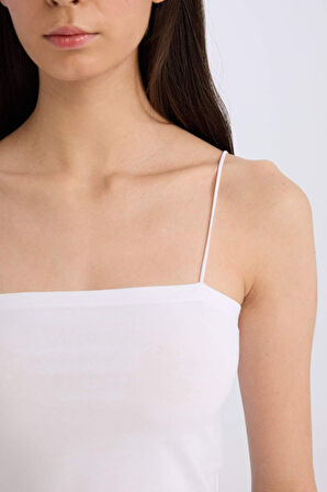 DeFacto İnce Askılı Crop Pamuklu Beyaz İç Atlet-Fall in Love Y2249AZ25SPWT34