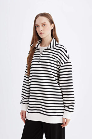 DeFacto Relax Fit Dik Yaka Fermuarlı Çizgili İçi Yumuşak Tüylü Kalın Sweatshirt Tunik E0840AX24WNBK81