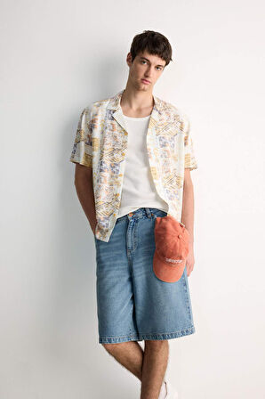 New Regular Fit Apaş Yaka Baskılı Kısa Kollu Gömlek