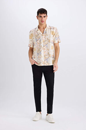 New Regular Fit Apaş Yaka Baskılı Kısa Kollu Gömlek