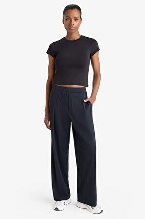 DeFactoFit Straight Fit Geniş Paça Standart Boy Sporcu Pantolon