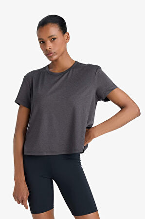 DeFactoFit Bisiklet Yaka Sporcu Kısa Kollu Tişört E2540AX25SMBK81