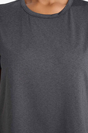 DeFactoFit Bisiklet Yaka Sporcu Kısa Kollu Tişört E2540AX25SMBK81