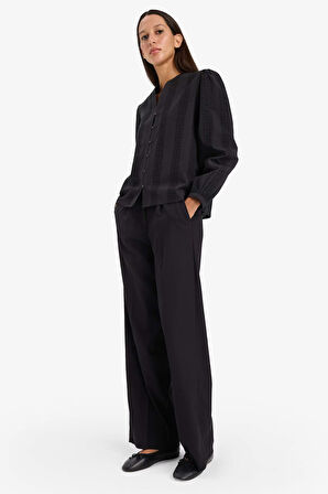 Fitted Bisiklet Yaka Brode Uzun Kollu Gömlek