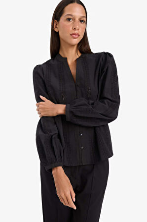 Fitted Bisiklet Yaka Brode Uzun Kollu Gömlek