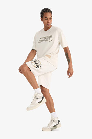 DeFactoFit NBA Los Angeles Lakers Standart Fit Kısa Paça Şort E0368AX25SPBG662