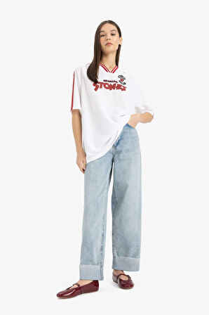 DeFacto Rolling Stones Oversize Geniş Kalıp V Yaka Baskılı Kısa Kollu Tişört E6139AX25SMWT34
