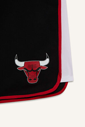 DeFactoFit NBA Chicago Bulls Standart Fit Kısa Paça Şort