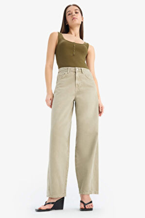 Slim Fit Dar Kesim Kare Yaka Fitilli Kaşkorse Atlet