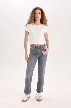 DeFacto Comfort Straıght Yüksek Bel Bilek Boy Jean Yıkamalı Pantolon E3413AXNSNM36