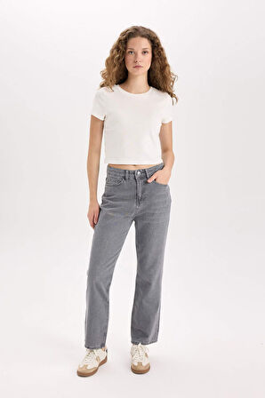 Straight Fit Yüksek Bel Bilek Boy Jean Yıkamalı Pantolon