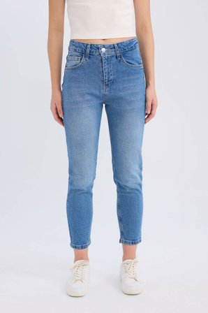 DeFacto Lina Comfort Mom Yüksek Bel Bilek Boy Jean Yıkamalı Pantolon E3439AXNSNM28