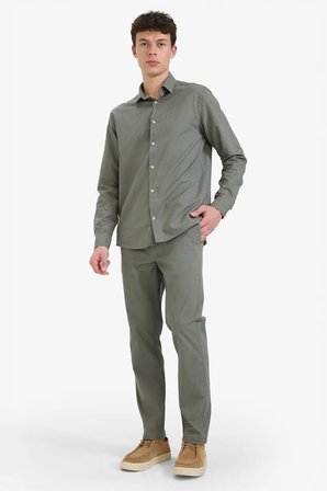 DeFacto Regular Fit Normal Kesim Cepli Düz Paça Chino Pantolon D7349AX25AUKH398