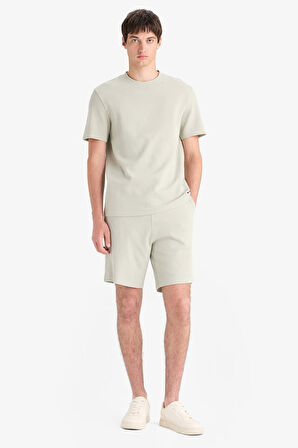 DeFacto Regular Fit Bisiklet Yaka Kısa Kollu Pamuklu Ağır Kumaş Tişört E2587AX25SMKH478