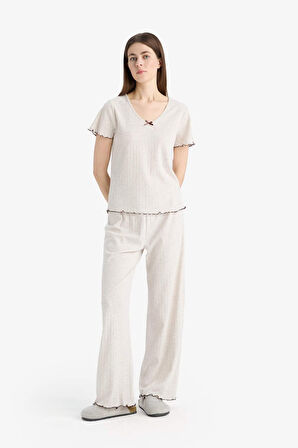 DeFacto Pijama Takımı Kısa Kollu Üst Esnek Belli Uzun Altı-Fall in Love E9229AX25SPBG588