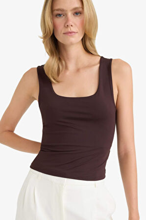 Slim Fit Dar Kesim Basic Düz Kare Yaka Atlet
