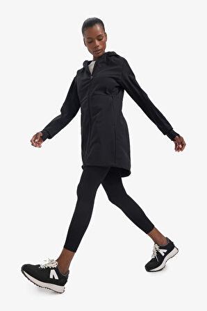 Defactofit Su Geçirmez Softshell Slim Fit Dar Kesim Kapüşonlu Fermuarlı Cepli Parka