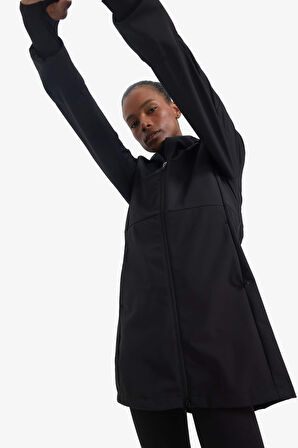 Defactofit Su Geçirmez Softshell Slim Fit Dar Kesim Kapüşonlu Fermuarlı Cepli Parka