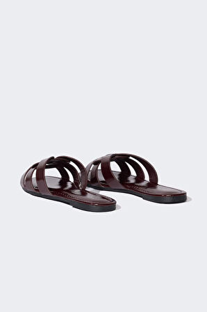 DeFacto Kadın Düz Taban Suni Deri Terlik D8981AX25SMBR131