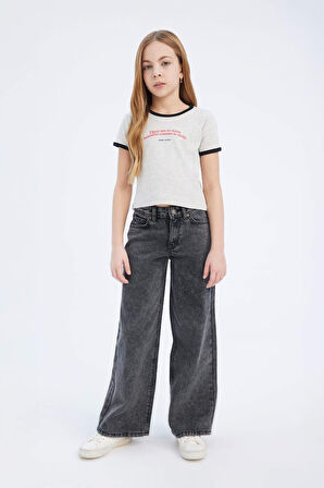 DeFacto Kız Çocuk Slim Fit Dar Kesim Bisiklet Yaka Baskılı Fitilli Kaşkorse Kısa Kollu Tişört E0483A825SPGR379