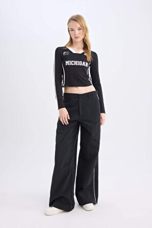 DeFacto Coool Wide Leg Geniş Bol Paça Cepli Şerit Detaylı Normal Bel Pantolon D4404AX24AUBK27