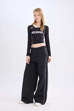 DeFacto Coool Wide Leg Geniş Bol Paça Cepli Şerit Detaylı Normal Bel Pantolon D4404AX24AUBK27