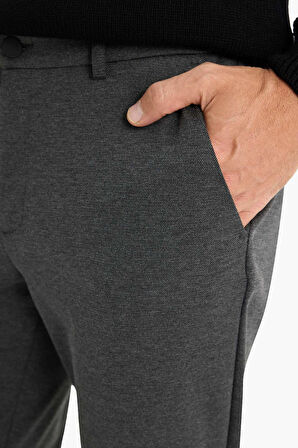 Jogger Düz Paça Her Yöne Esneyen Yazlık Kumaş Pantolon