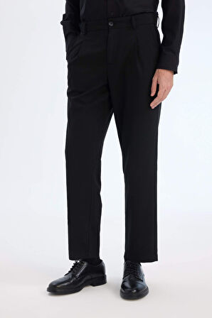 DeFacto Yazlık Kumaş Pileli Pantolon Tailored Regular Fit Normal Kesim Basic Düz Cepli Düz Paça A7273AX25SPBK27